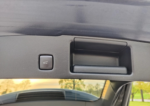 Ford Escape cena 111000 przebieg: 56500, rok produkcji 2022 z Lublin małe 742